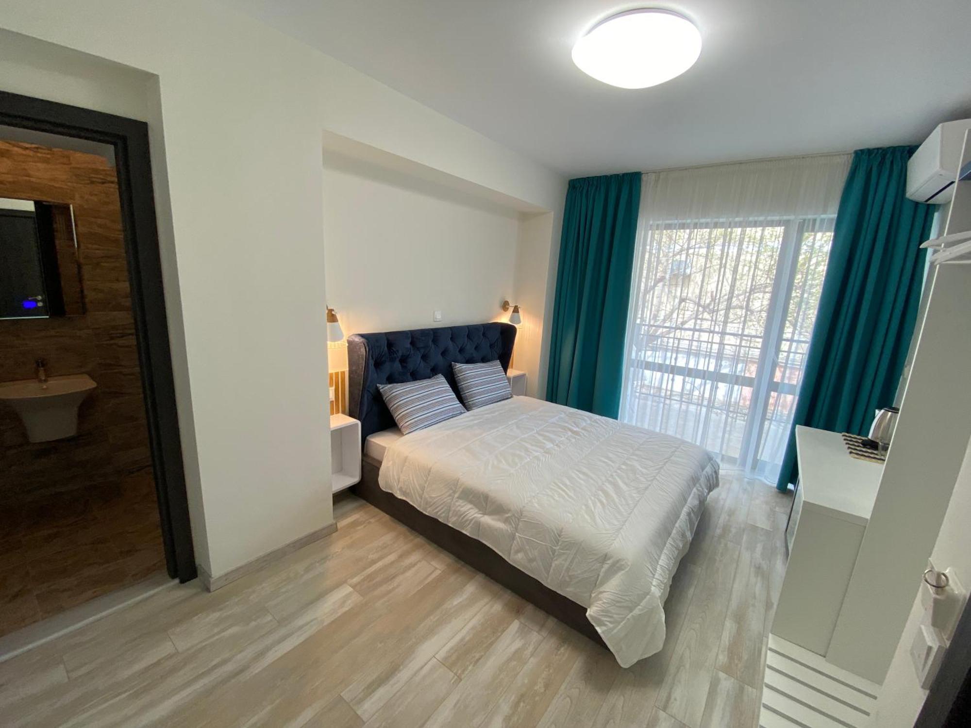 Opalium Beach Front Suites ポトス エクステリア 写真