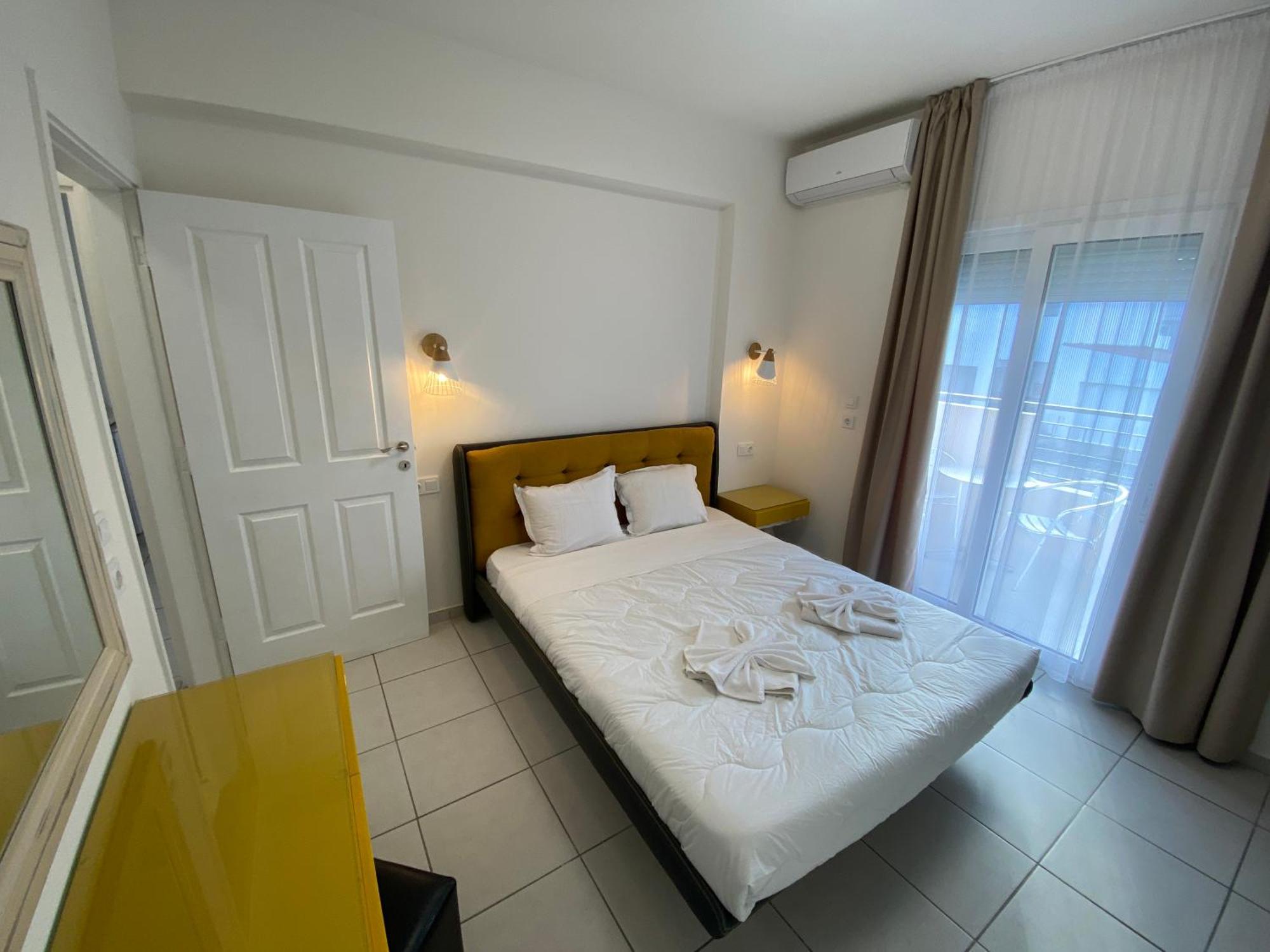 Opalium Beach Front Suites ポトス エクステリア 写真