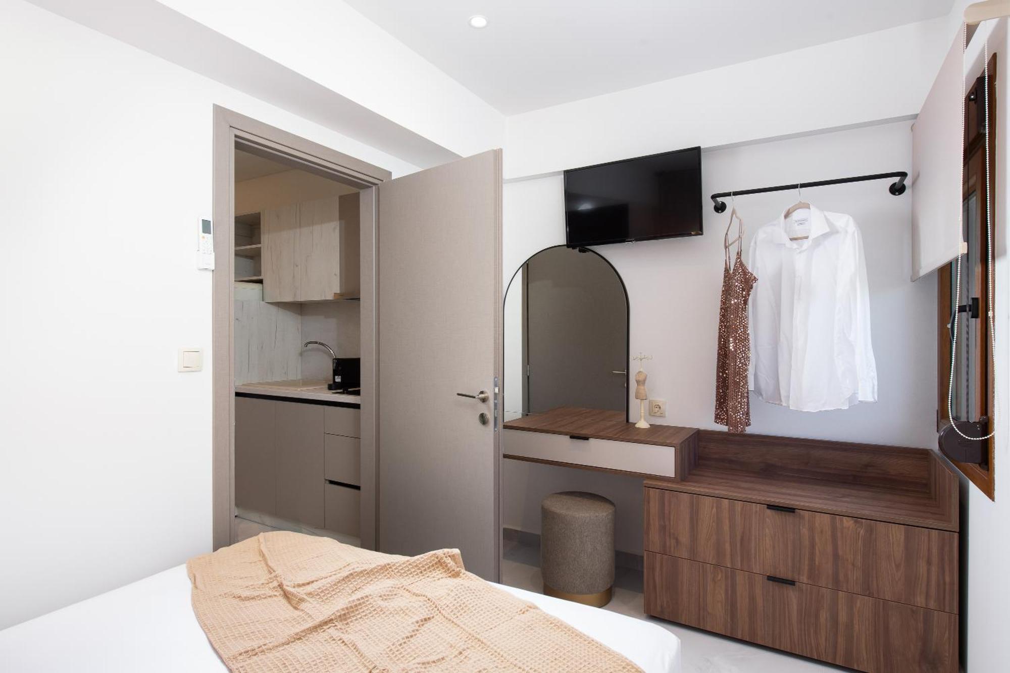 Opalium Beach Front Suites ポトス エクステリア 写真