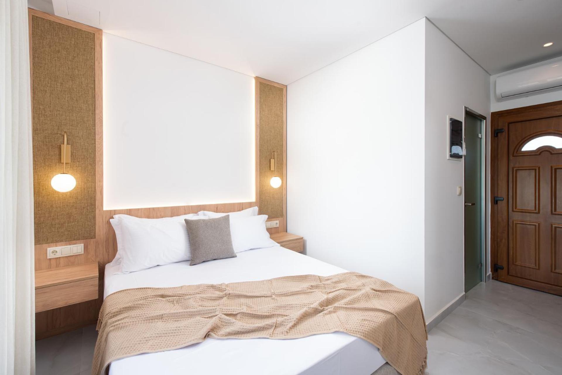 Opalium Beach Front Suites ポトス エクステリア 写真